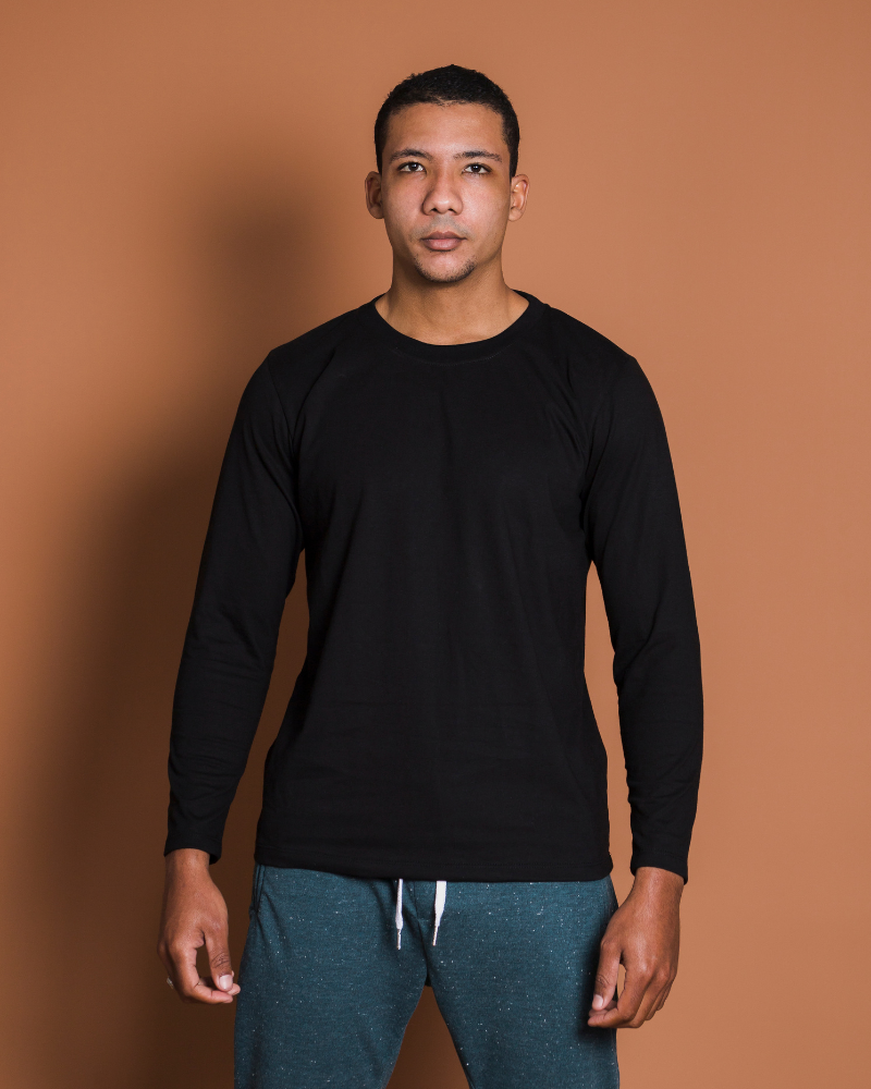 POLO MANGA LARGA NEGRO