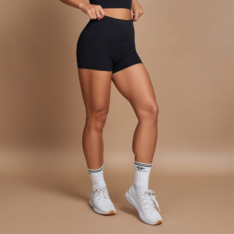 Encuentra shorts deportivos para mujer
